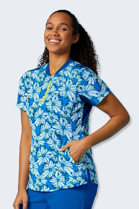 6857 Petal Dip Women's Print Scrub Top