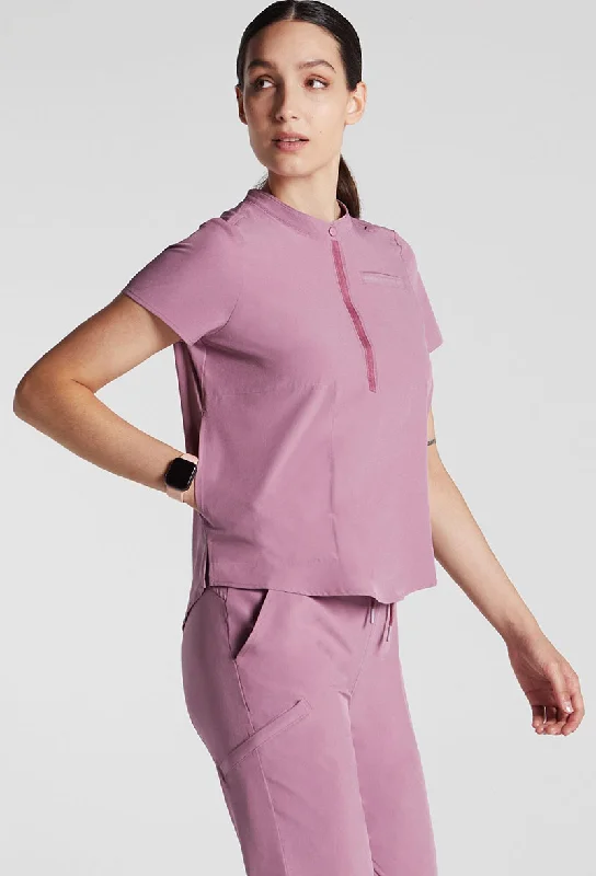 Susie 2 Pocket Scrub Top