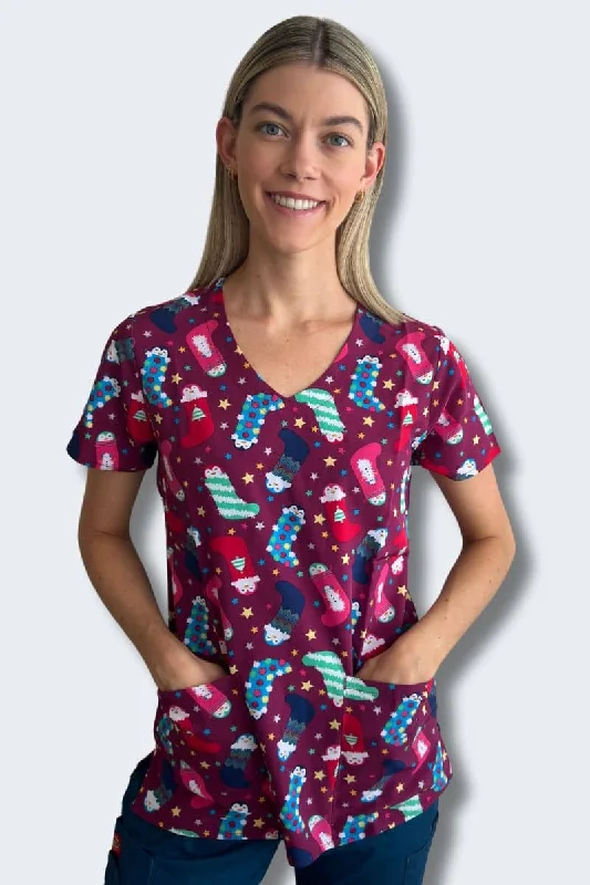 Penguin Pals Christmas Women's Print Scrub Top - Z12213